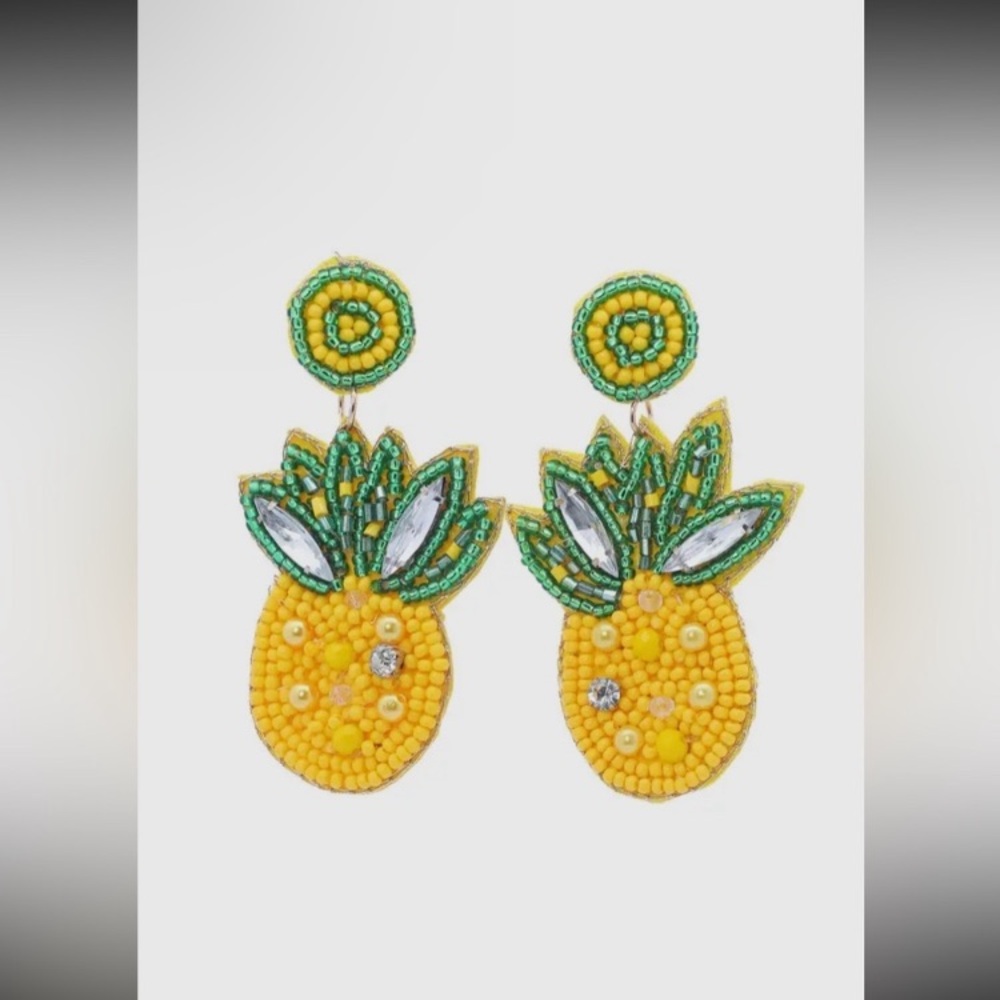 Pineapple beaded earrings